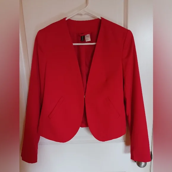Blazer - Picture 1 of 2